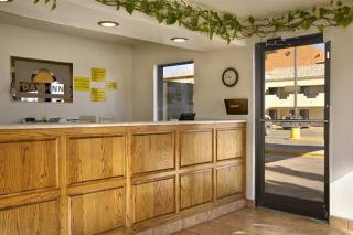 Motel Days By Wyndham West